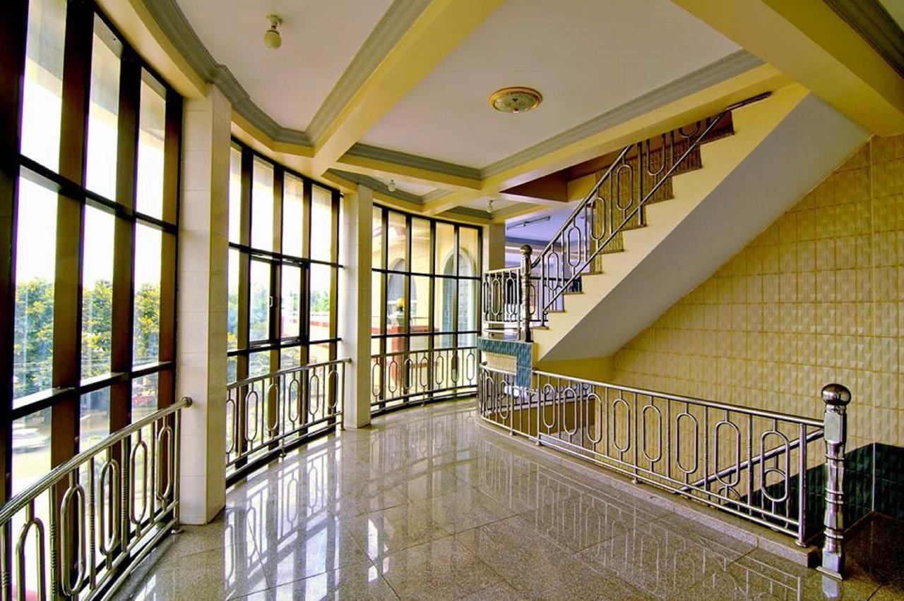 Hotel Smile Pyin U Lwin Exterior foto