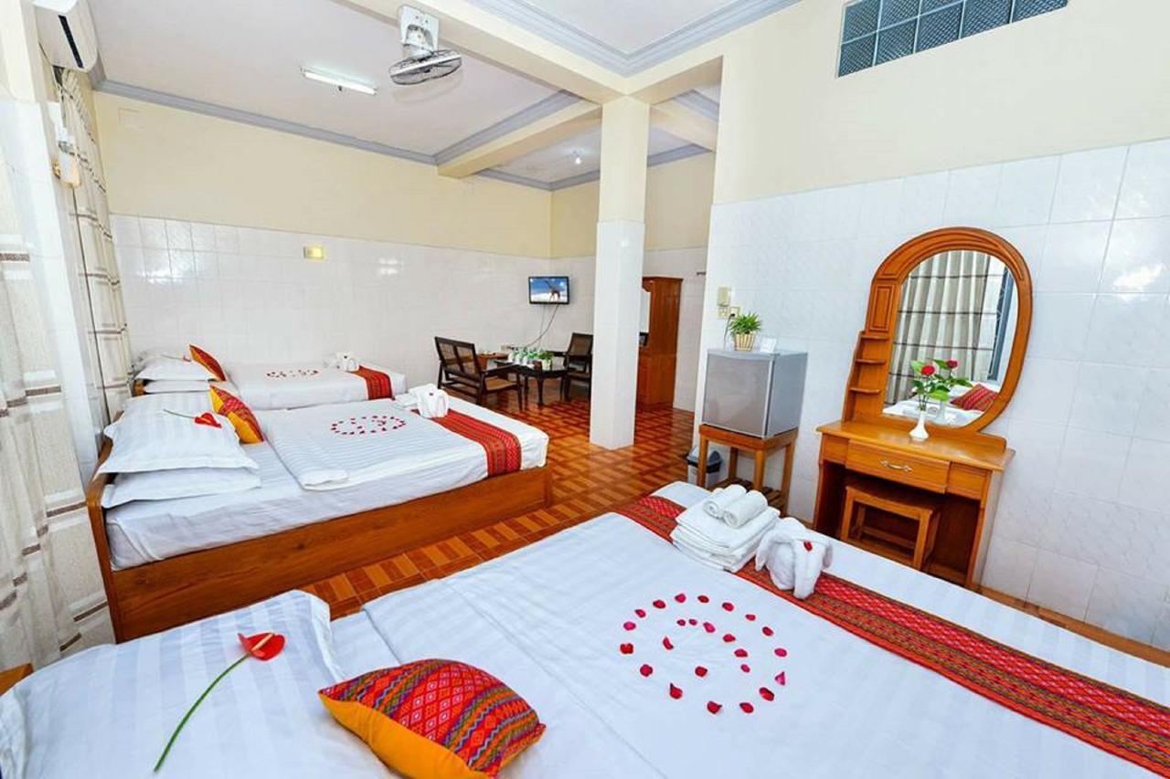 Hotel Smile Pyin U Lwin Exterior foto