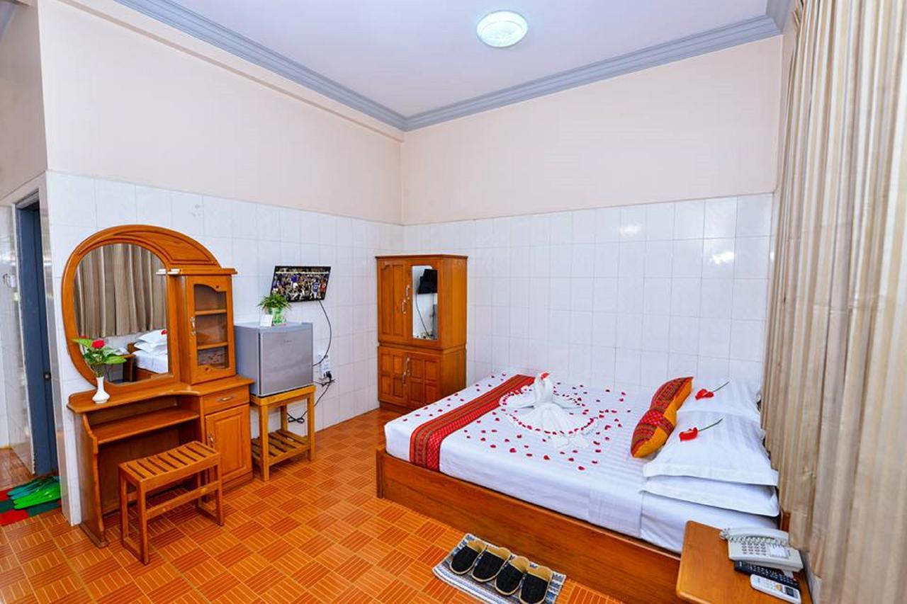 Hotel Smile Pyin U Lwin Exterior foto