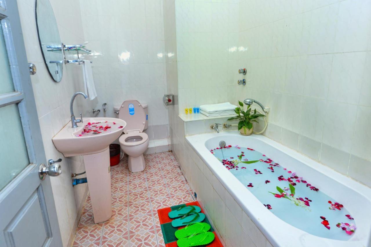 Hotel Smile Pyin U Lwin Exterior foto