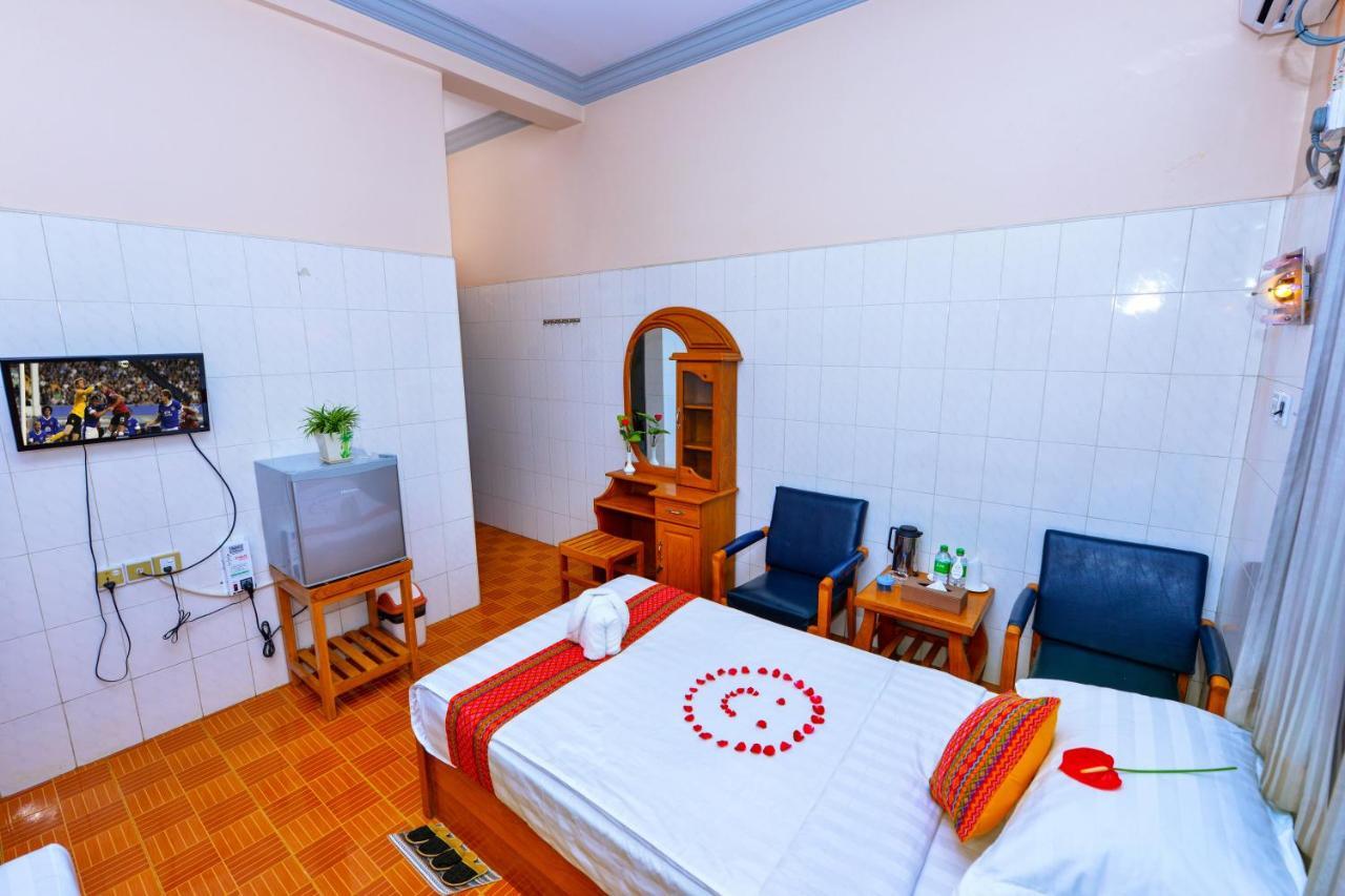 Hotel Smile Pyin U Lwin Exterior foto